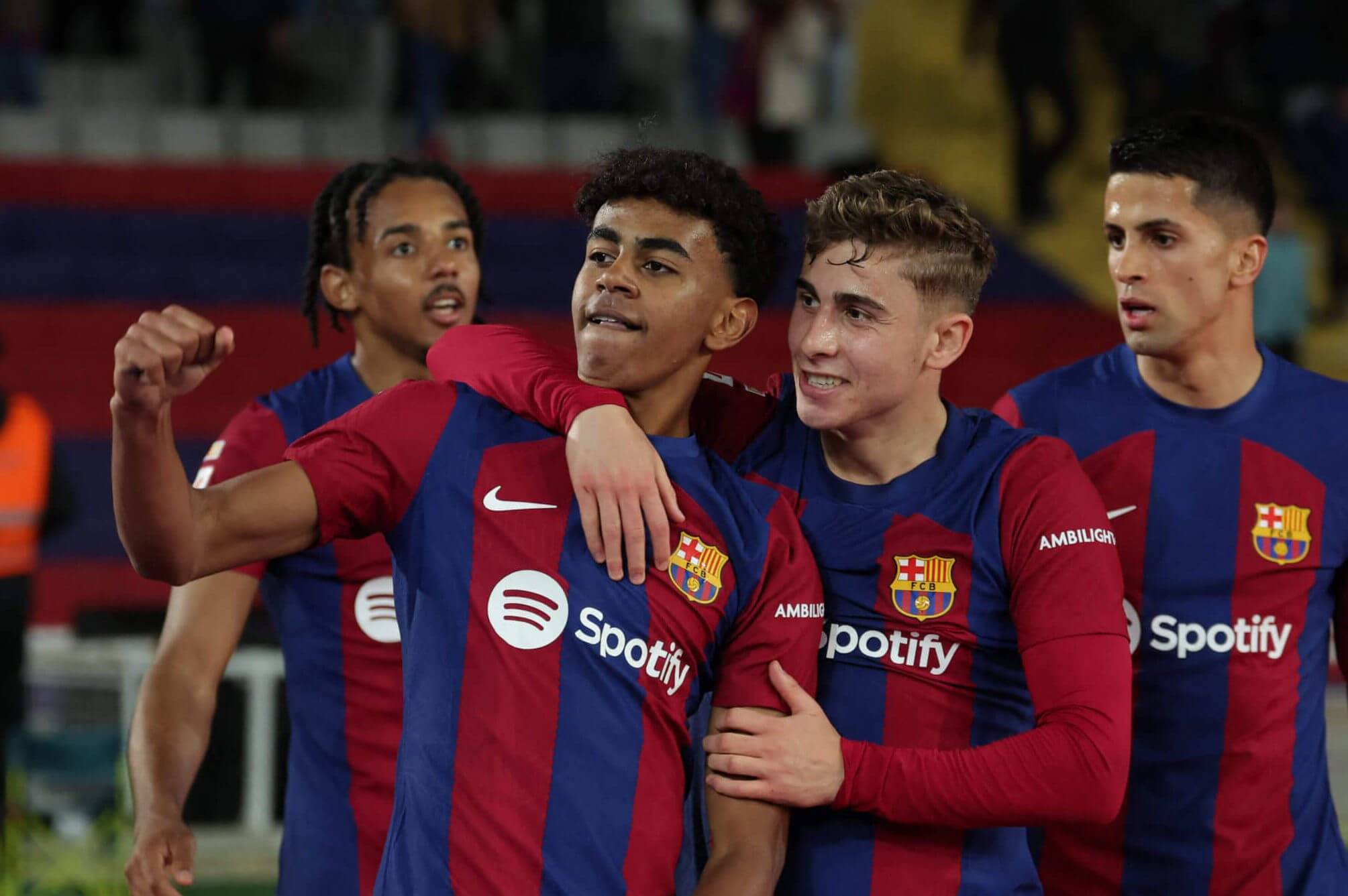 B体育培训-关于巴萨各项赛事全胜，大放异彩令球迷狂喜的信息