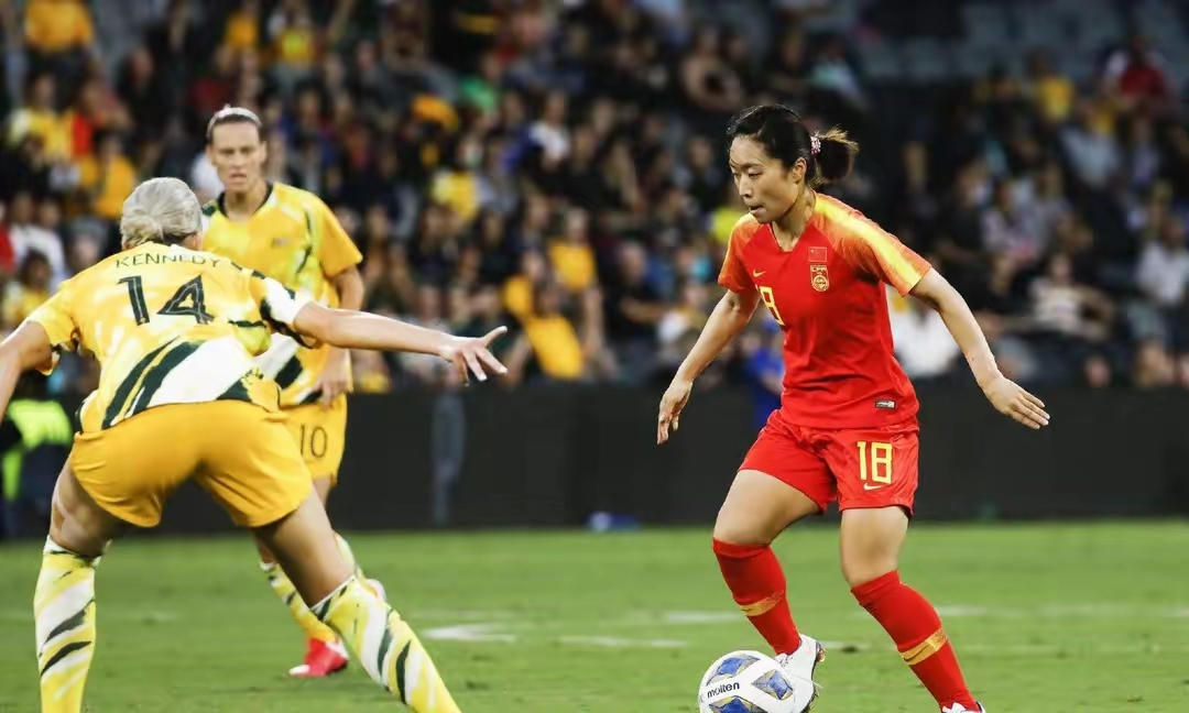 B体育在线-女足名将王霜交流俱乐部经验