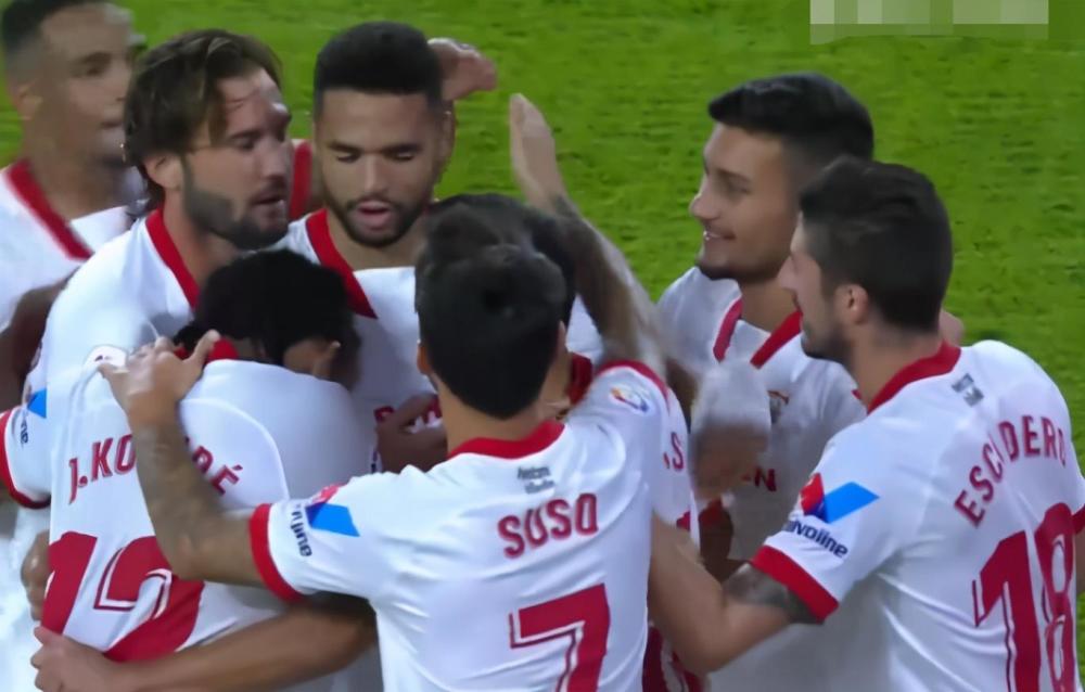 B体育官网-塞维利亚主场告捷,压哨绝杀为球队赢得胜利的简单介绍