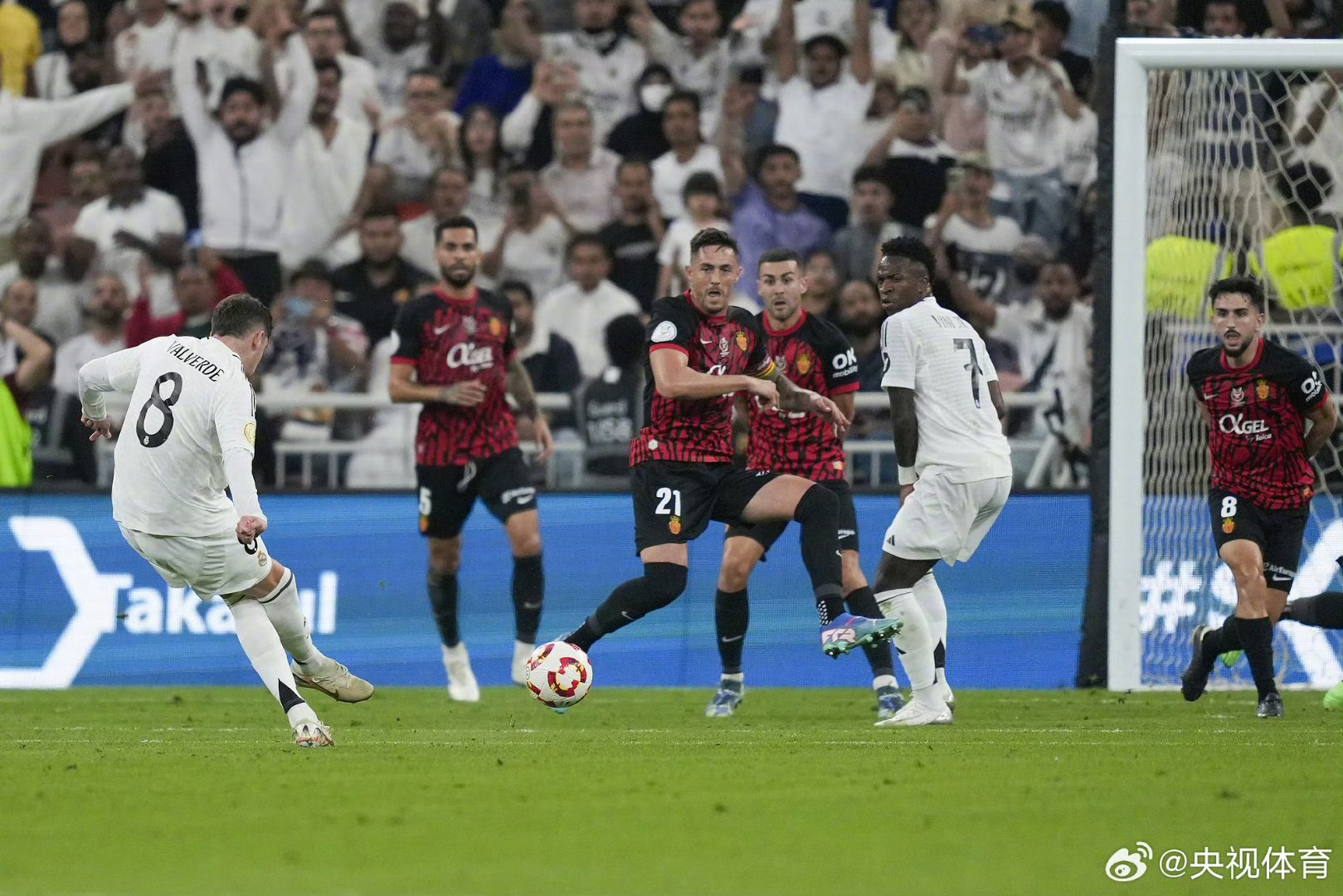 西班牙队表现出色,成功晋级欧洲联赛半决赛 西班牙队表现出色,成功晋级欧洲联赛半决赛