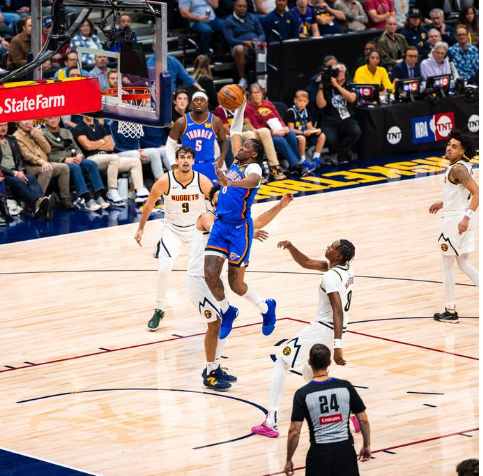 B体育官网app-雄鹿击败火箭,晋级西部半决赛