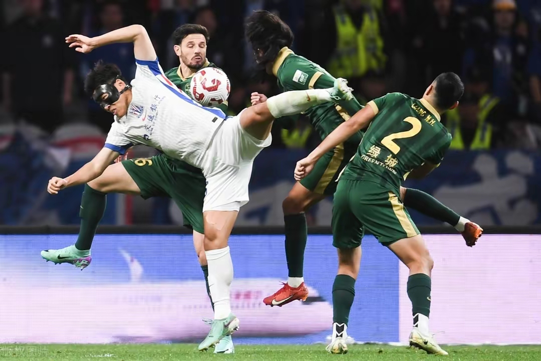 B体育竞技-广州恒大对阵上海申花,冲刺领先位置