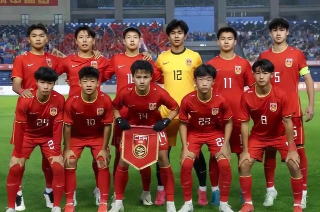 B体育官方入口-亚洲足球秘密决斗,东北球队夺冠守护尊严