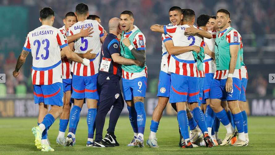 B体育网站入口-乌拉圭球队在关键比赛中实现逆袭，成功晋级半决赛