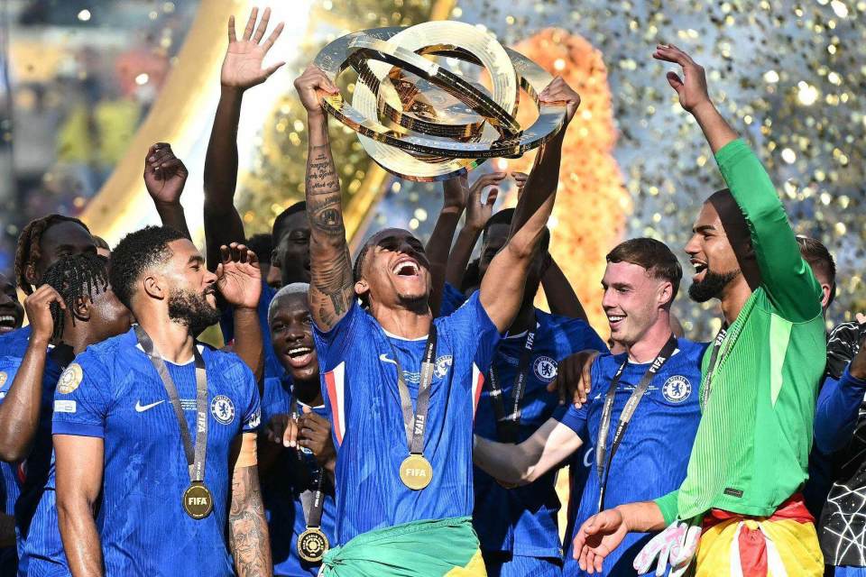 包含巴黎圣日耳曼强势霸占,不败场面延续的词条 包含巴黎圣日耳曼强势霸占,不败场面延续的词条