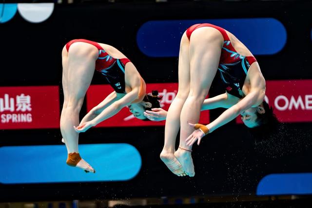 包含跳水比赛中澳大利亚选手大放异彩,夺金的词条 包含跳水比赛中澳大利亚选手大放异彩,夺金的词条