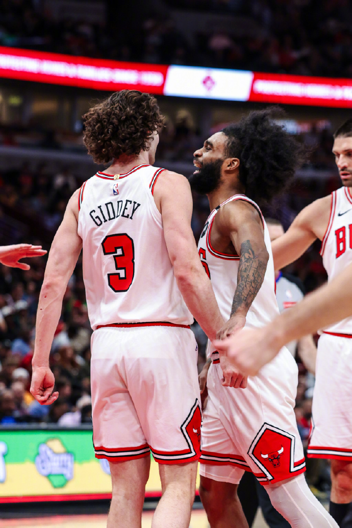 关于热火力克老鹰,豪取七连胜的信息 关于热火力克老鹰,豪取七连胜的信息