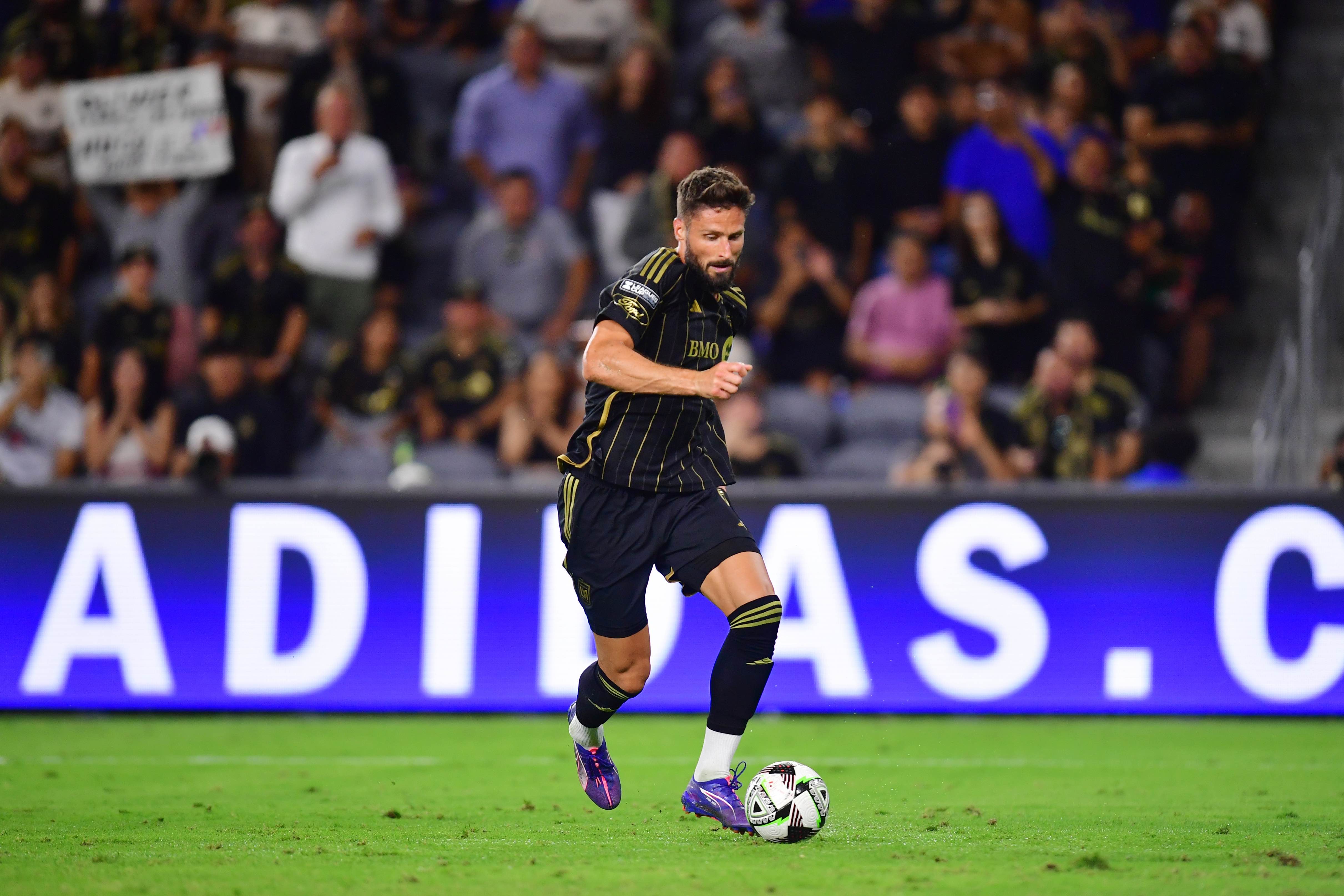 B体育官方入口-切尔西主场告捷，全取三分提前晋级淘汰赛的简单介绍