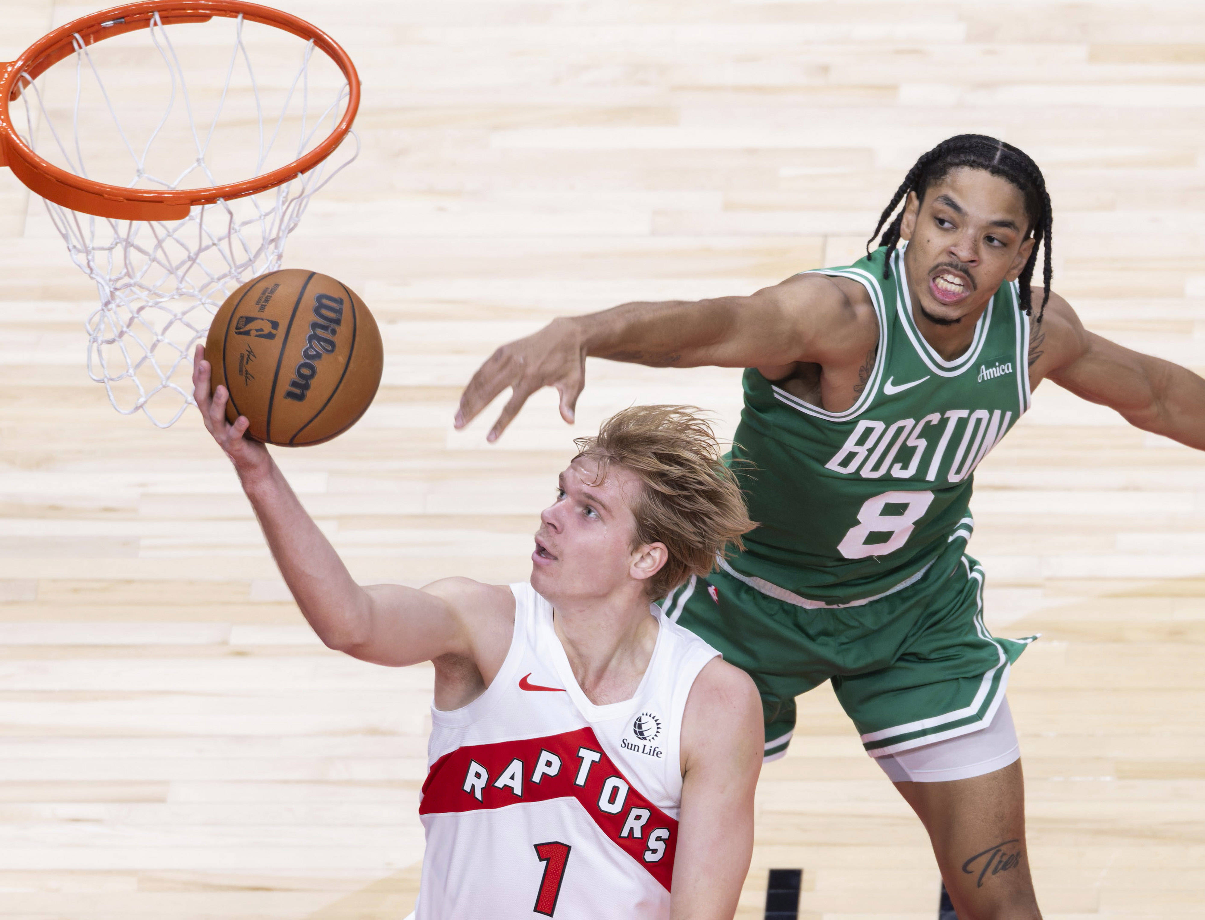 包含猛龙大胜国王，安东尼-戴维斯未能挽救局势的词条