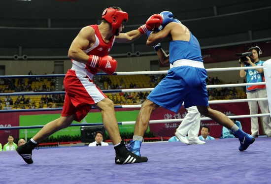 印度体操选手在团体赛中夺冠 印度体操选手在团体赛中夺冠